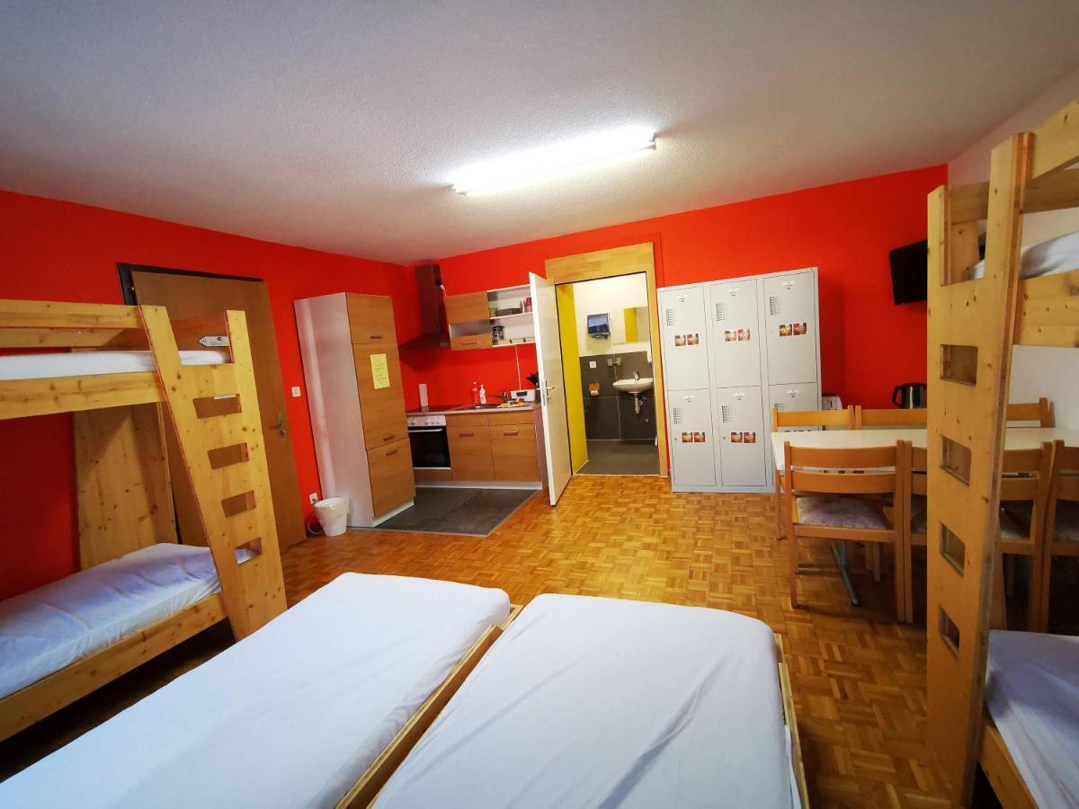 Downtown Hostel Interlaken Exteriör bild